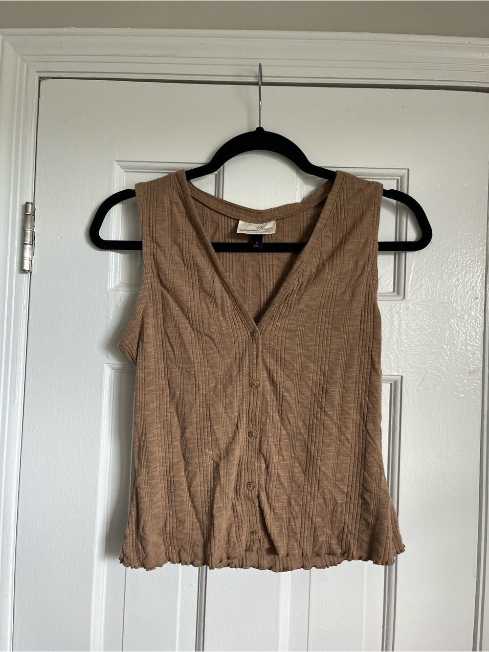 Universal Thread Ribbed Button-Front Tank Top in Brown
